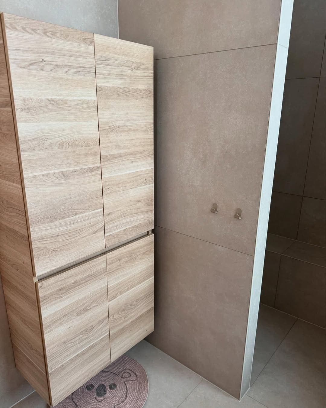 Badkamer Renovatie met Roze Tegels Utrecht afbeelding 2