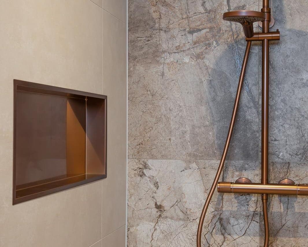 Luxe Badkamer met Koper Accenten Hilversum afbeelding 6